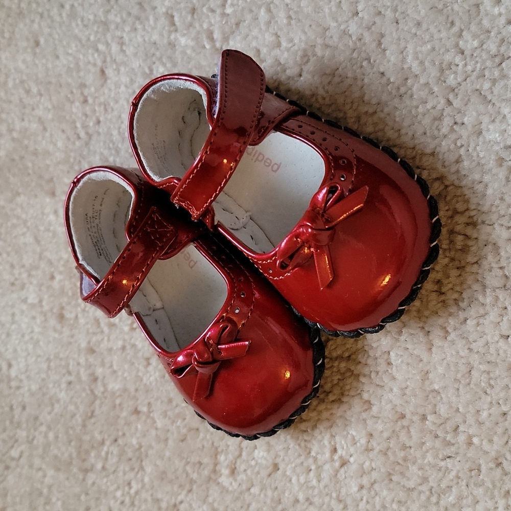 NEW IN BOX crib shoes, red patent, 0-6 mos